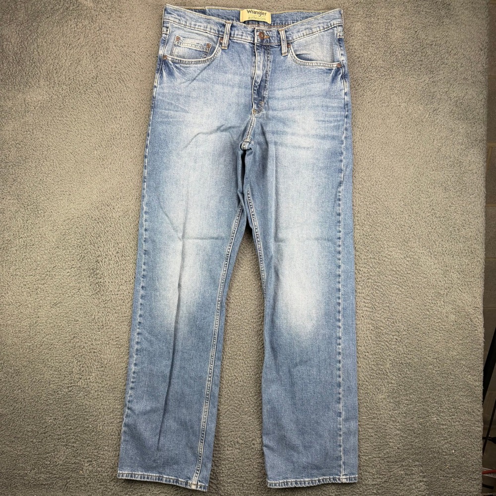 Wrangler Authentics Mens 32x34 Blue Light Wash Relaxed Fit Jeans 10ZM4RBRP
